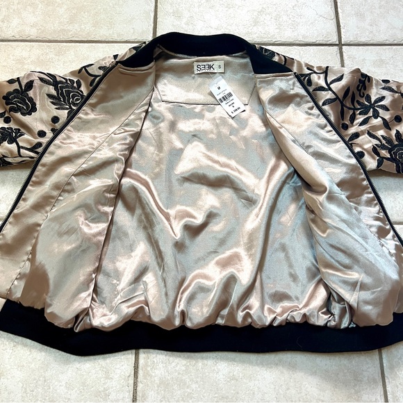 NWT Seek the Label Floral Embroidered Bomber Jacket - Picture 11 of 14